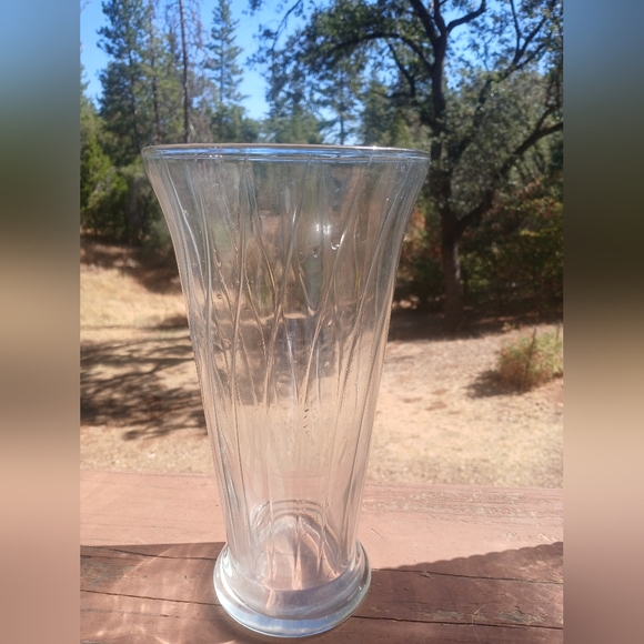 Vase Vintage Vase 10.5" 💜 3 For $ 35 - Picture 1 of 6